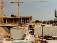 Construction du Génopode, 1989. (© UNIL Archives)