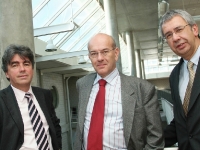 Patrick Aebischer, président de l\'EPFL, Jean-Marc Rapp, recteur UNIL, Bernard Decrauzat, directeur administratif du CHUV (Silvano Prada © UNIL Archives)