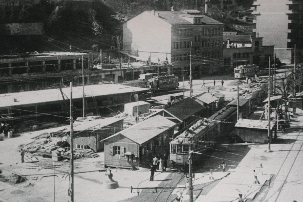 La Place du Tunnel Lausanne, 1920, carte postale, collection privée