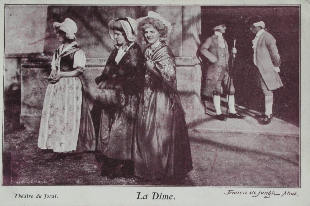 La Dîme, devant le temple, 1907, carte postale, collection privée.