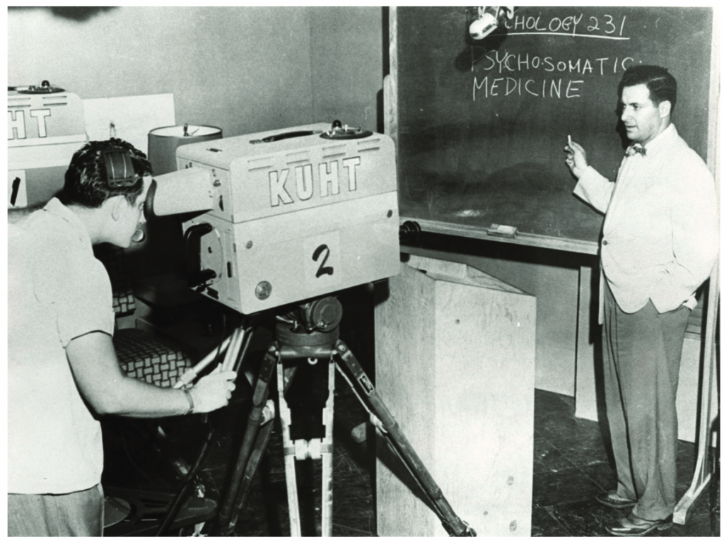 Dr Richard I. Evans lecturing on psychosomatic medicine during his telecourse, Psychology 231 on 8 June 1953. (KUHT Collection,
courtesy of University of Houston, Special Collections).